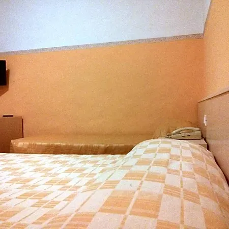 Dorico Hotel 2*