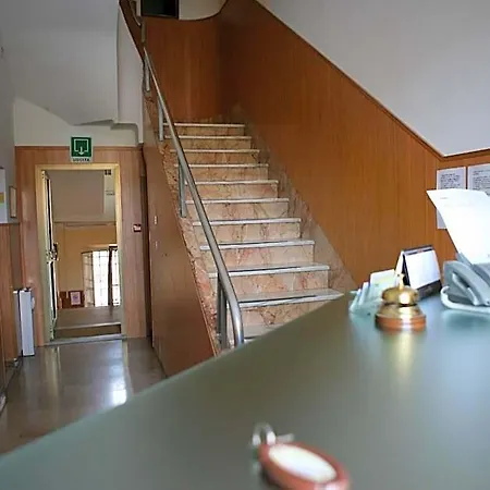 Hotel Dorico 2*